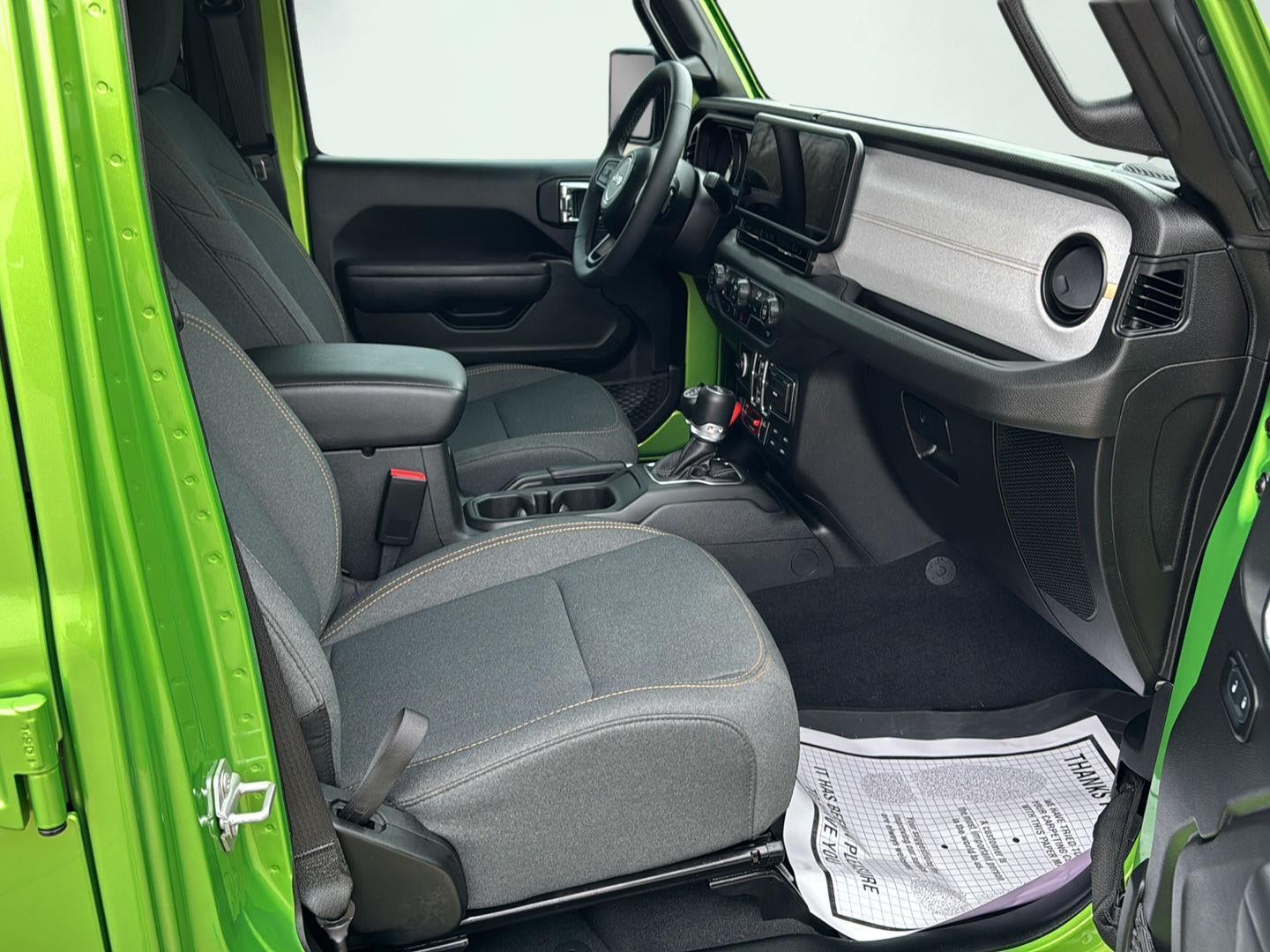 2025 Jeep Wrangler 4-Door Willys 4x4