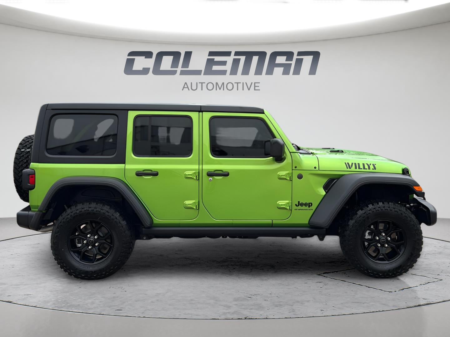2025 Jeep Wrangler 4-Door Willys 4x4