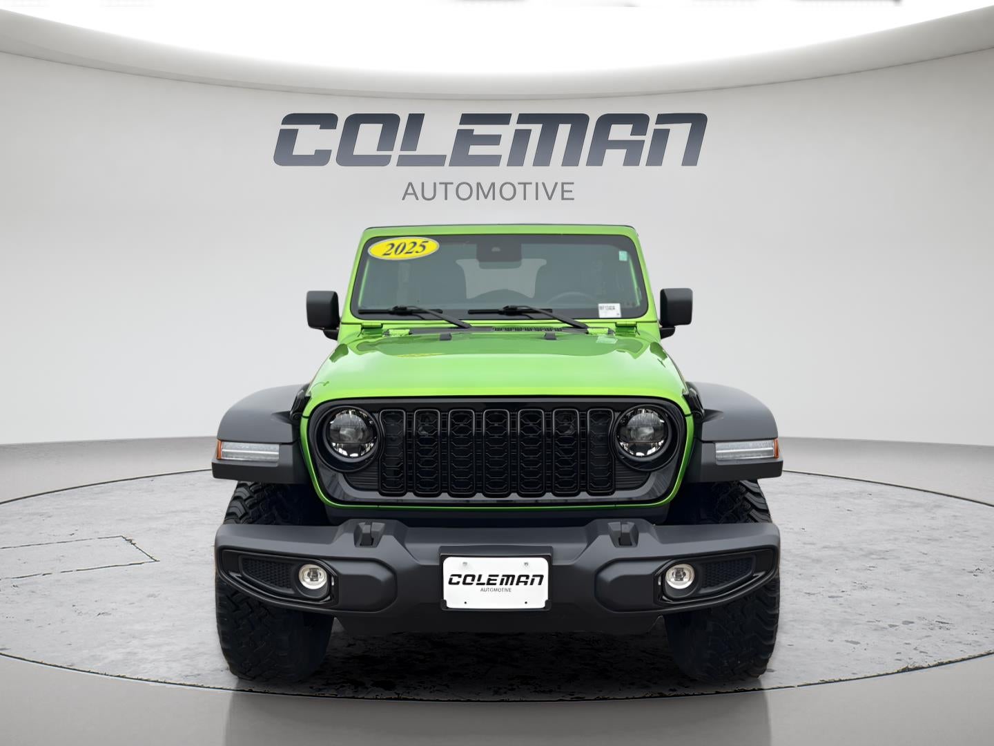 2025 Jeep Wrangler 4-Door Willys 4x4