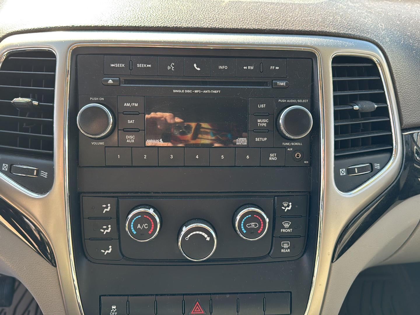 2012 Jeep Grand Cherokee Laredo