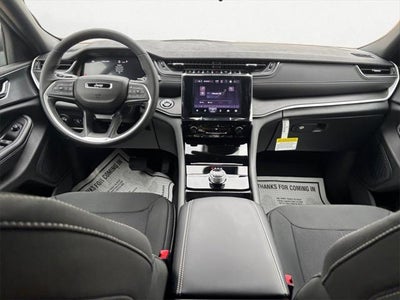 2025 Jeep Grand Cherokee GRAND CHEROKEE LAREDO 4X4