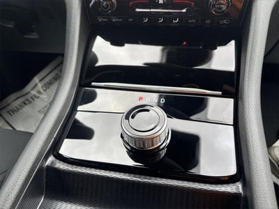 2025 Jeep Grand Cherokee GRAND CHEROKEE LAREDO 4X4