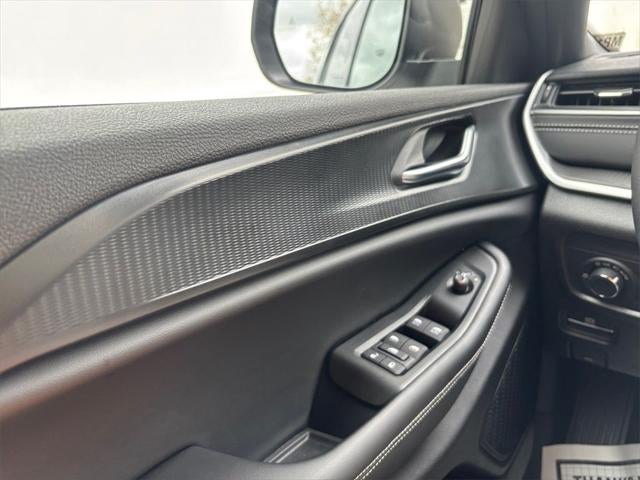 2025 Jeep Grand Cherokee GRAND CHEROKEE LAREDO 4X4