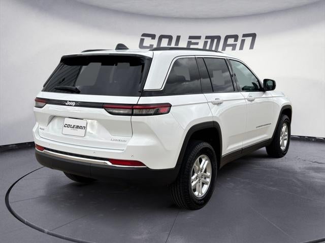 2025 Jeep Grand Cherokee GRAND CHEROKEE LAREDO 4X4