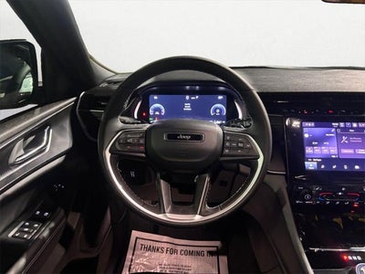 2025 Jeep Grand Cherokee GRAND CHEROKEE L LAREDO X 4X4