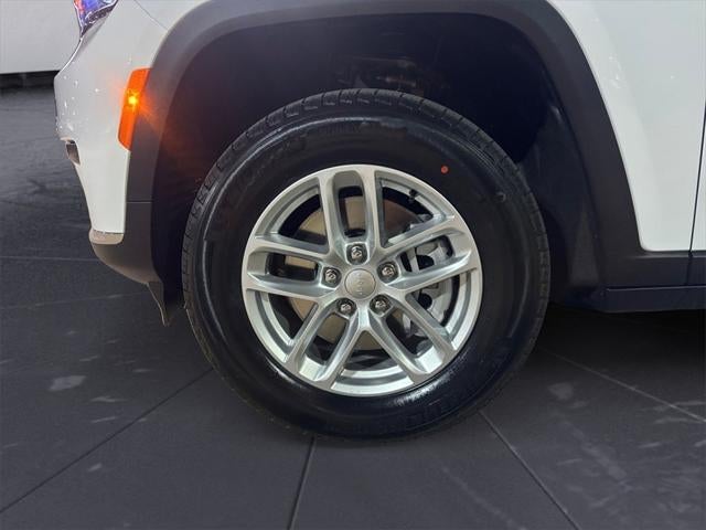 2025 Jeep Grand Cherokee GRAND CHEROKEE L LAREDO X 4X4