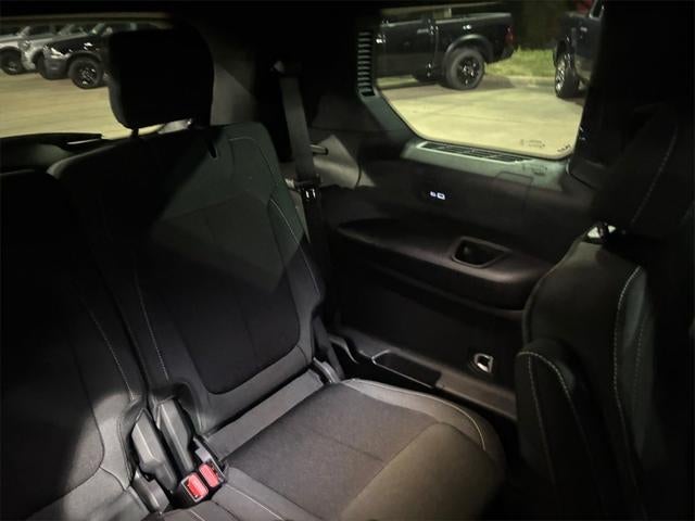 2025 Jeep Grand Cherokee GRAND CHEROKEE L LAREDO X 4X4