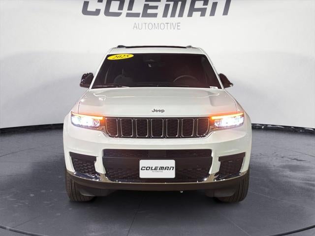 2025 Jeep Grand Cherokee GRAND CHEROKEE L LAREDO X 4X4
