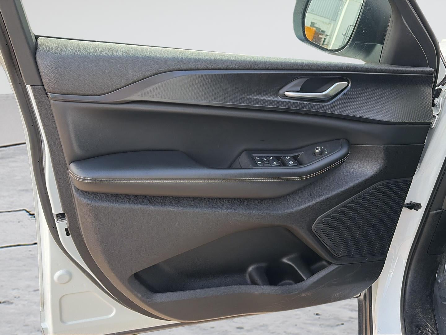 2023 Jeep Grand Cherokee L Laredo 4x4