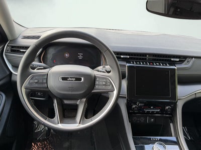 2023 Jeep Grand Cherokee L Laredo 4x4