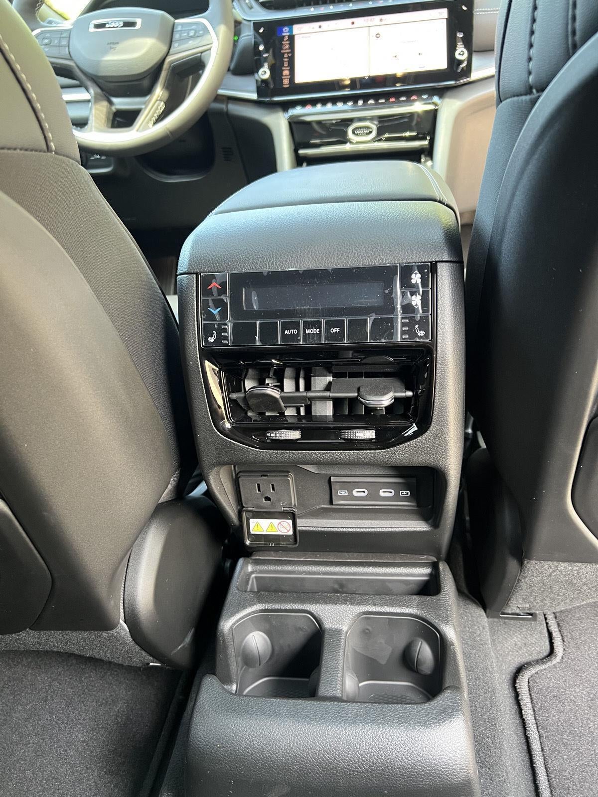 2026 Jeep Grand Cherokee Limited 4x4