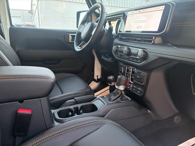 2025 Jeep Wrangler WRANGLER 4-DOOR RUBICON 392