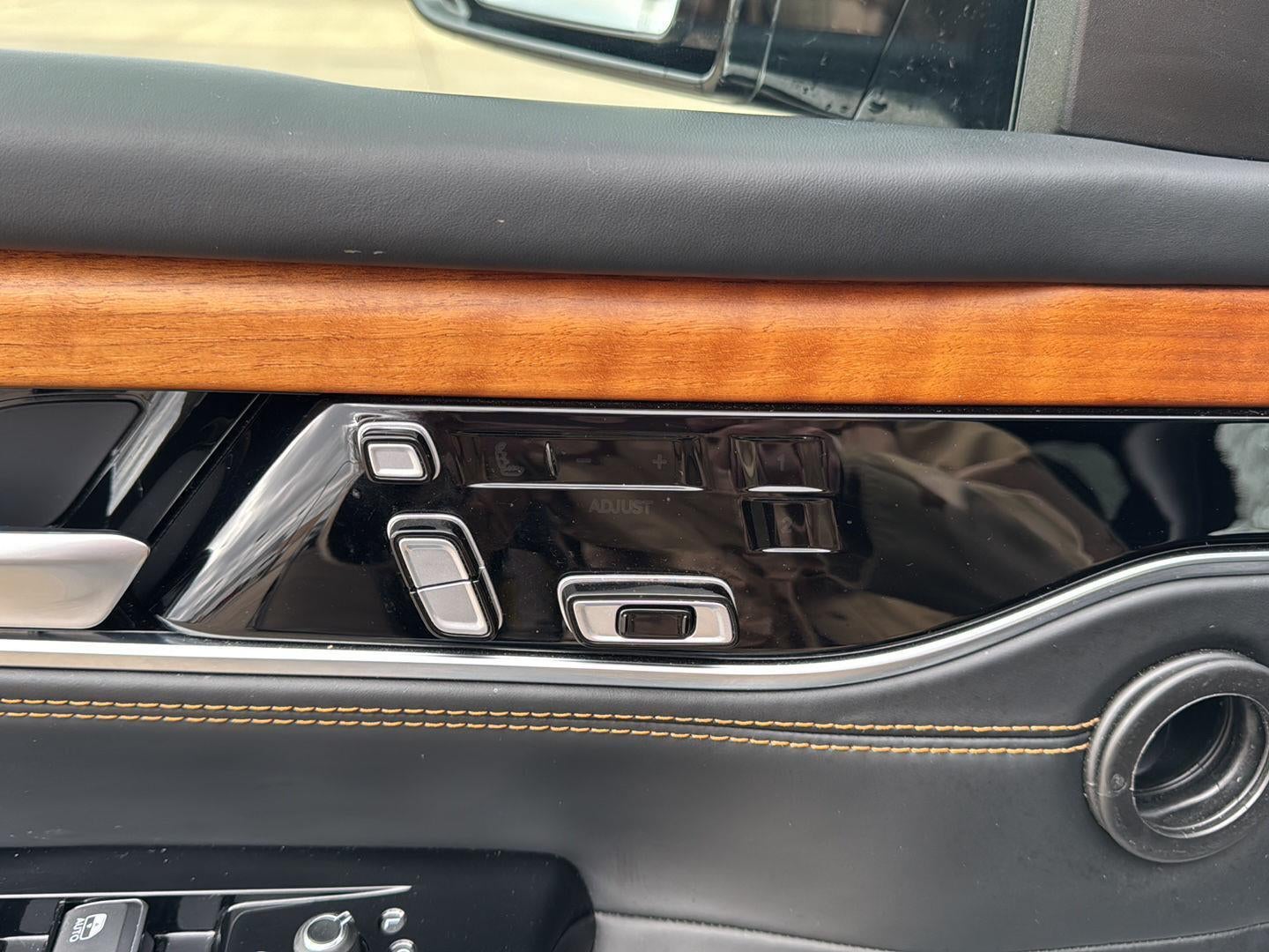 2024 Jeep Grand Wagoneer L Series III 4x4