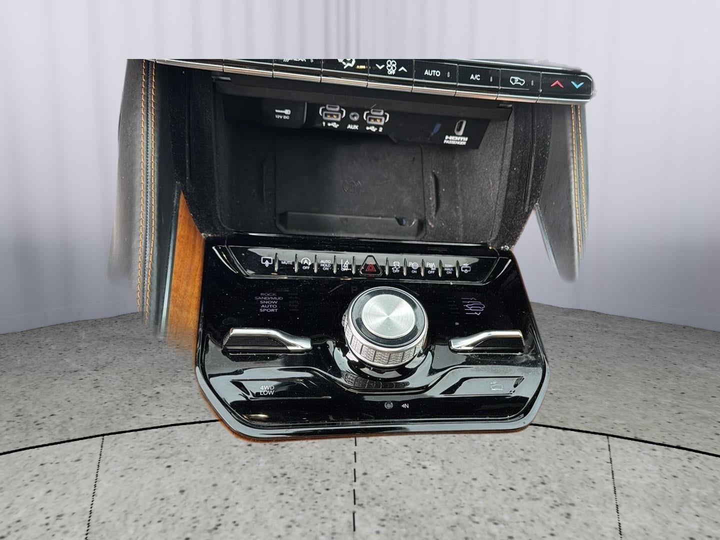 2024 Jeep Grand Wagoneer L Series III 4x4