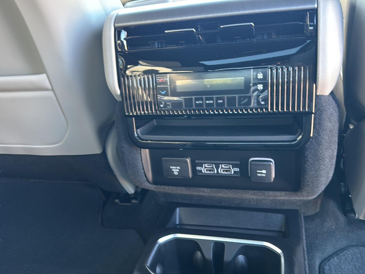 2026 Jeep Grand Wagoneer GRAND WAGONEER LIMITED ALTITUDE 4X4