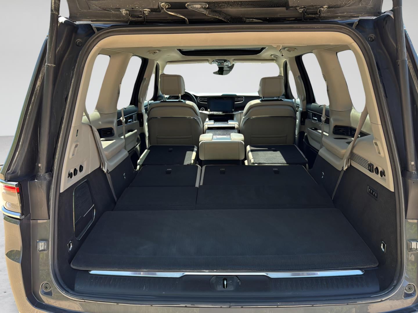 2023 Jeep Grand Wagoneer 4x4