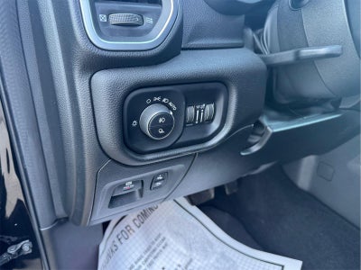 2025 RAM 1500 Big Horn Crew Cab 4x4 5'7' Box