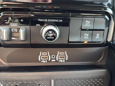 2026 RAM 1500 Big Horn Crew Cab 4x4 5'7' Box