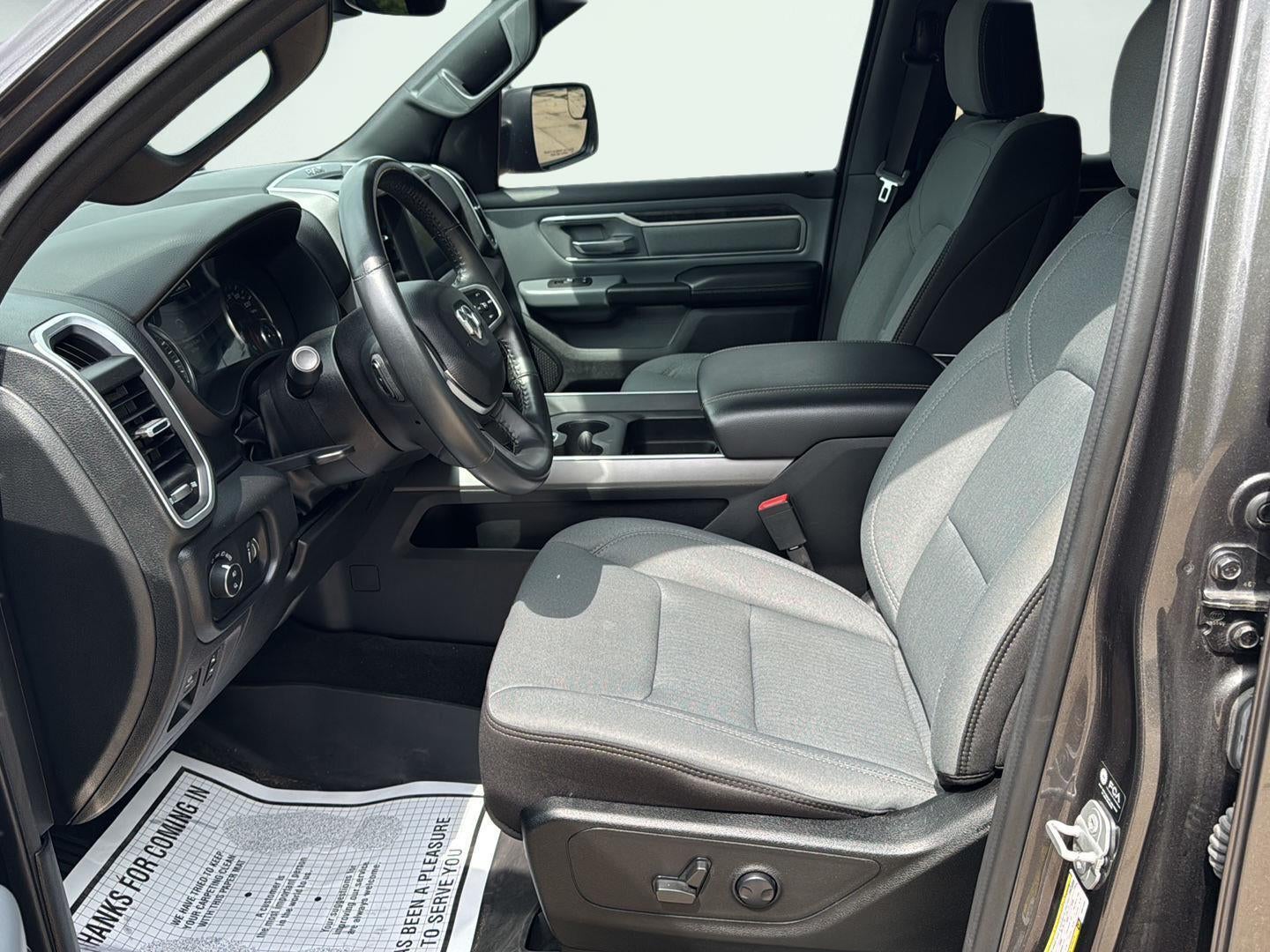 2022 RAM 1500 Big Horn Crew Cab 4x4 5'7' Box
