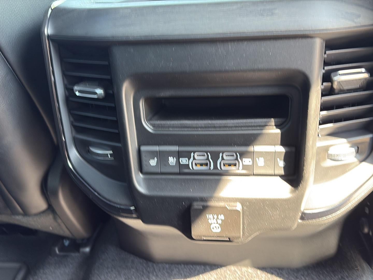 2026 RAM 1500 Limited Crew Cab 4x4 5'7' Box