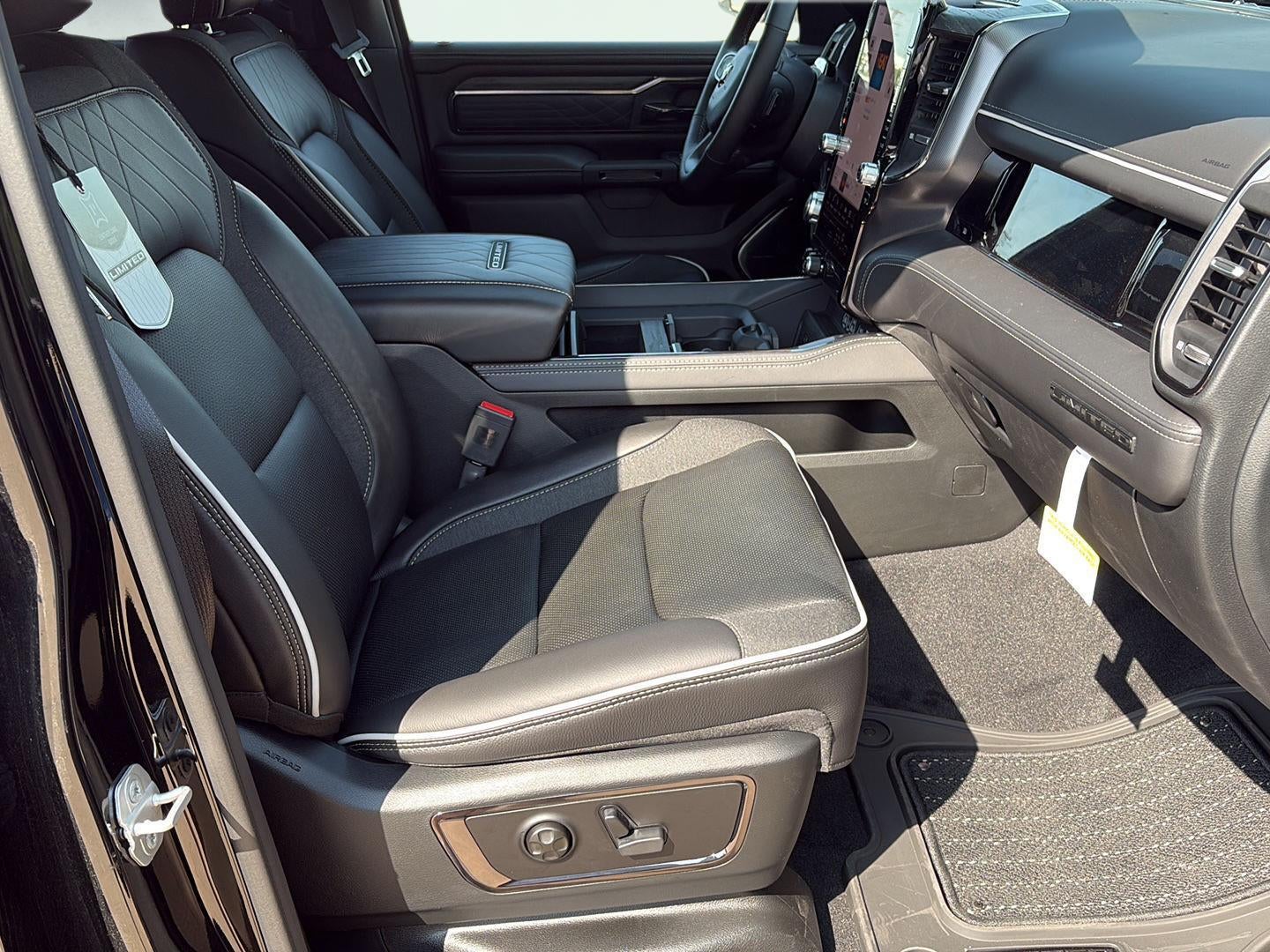 2026 RAM 1500 Limited Crew Cab 4x4 5'7' Box