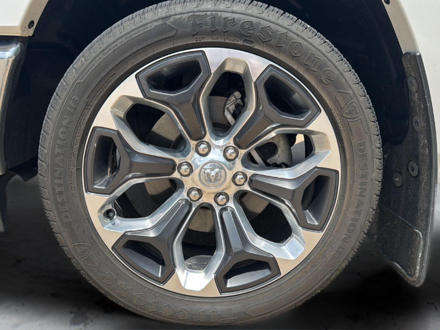 2024 RAM 1500 Limited Crew Cab 4x4 5'7' Box