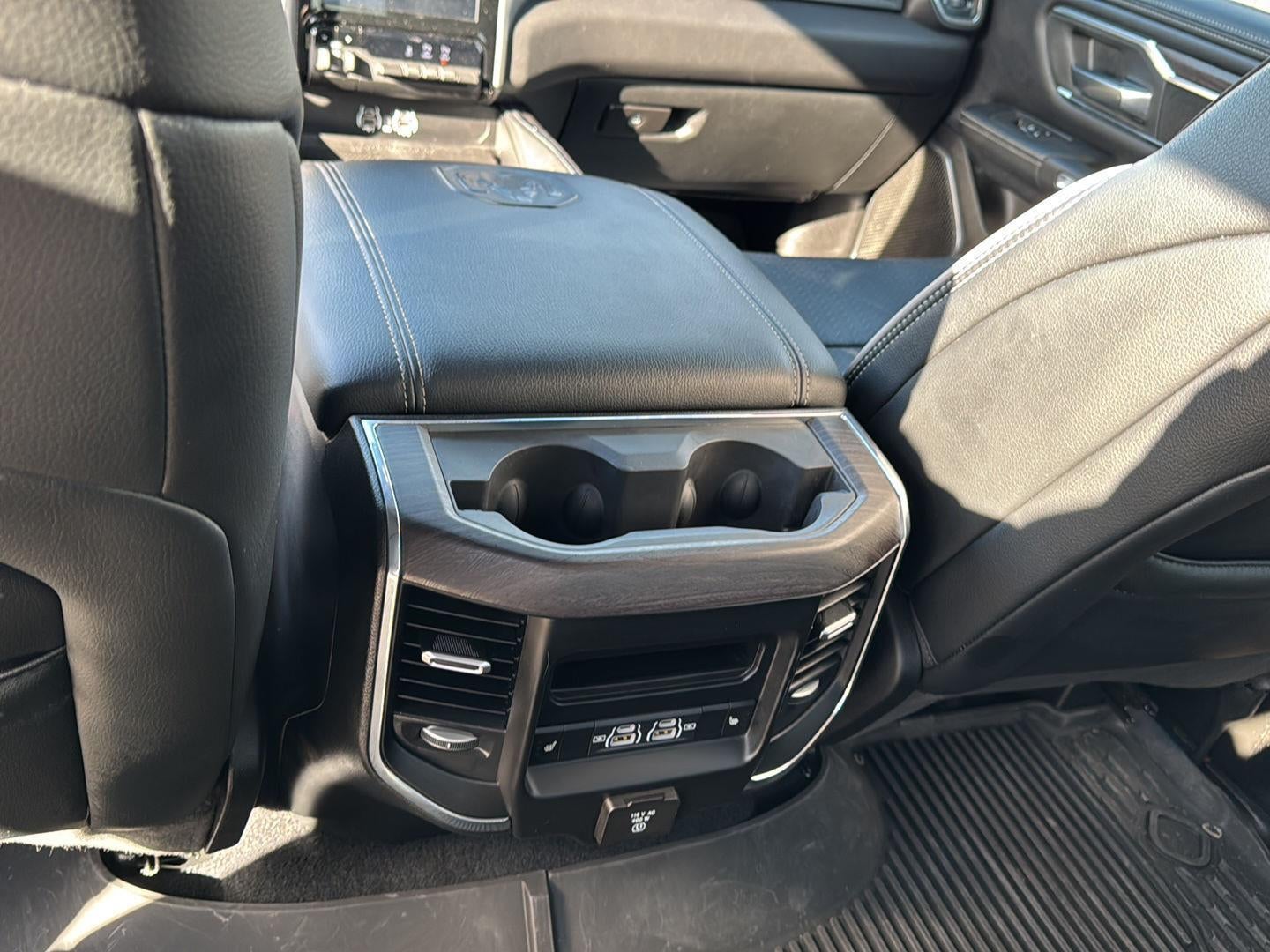 2025 RAM 1500 Laramie Crew Cab 4x4 5'7' Box