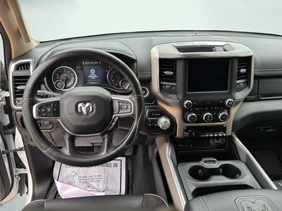 2019 RAM 1500 Laramie Crew Cab 4x4 5'7' Box