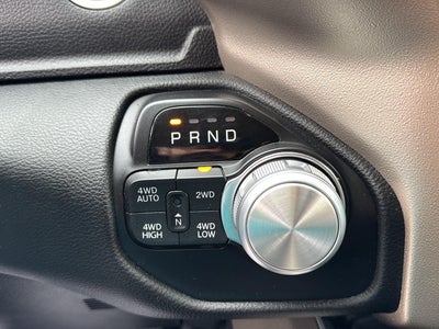 2019 RAM 1500 Laramie Crew Cab 4x4 5'7' Box