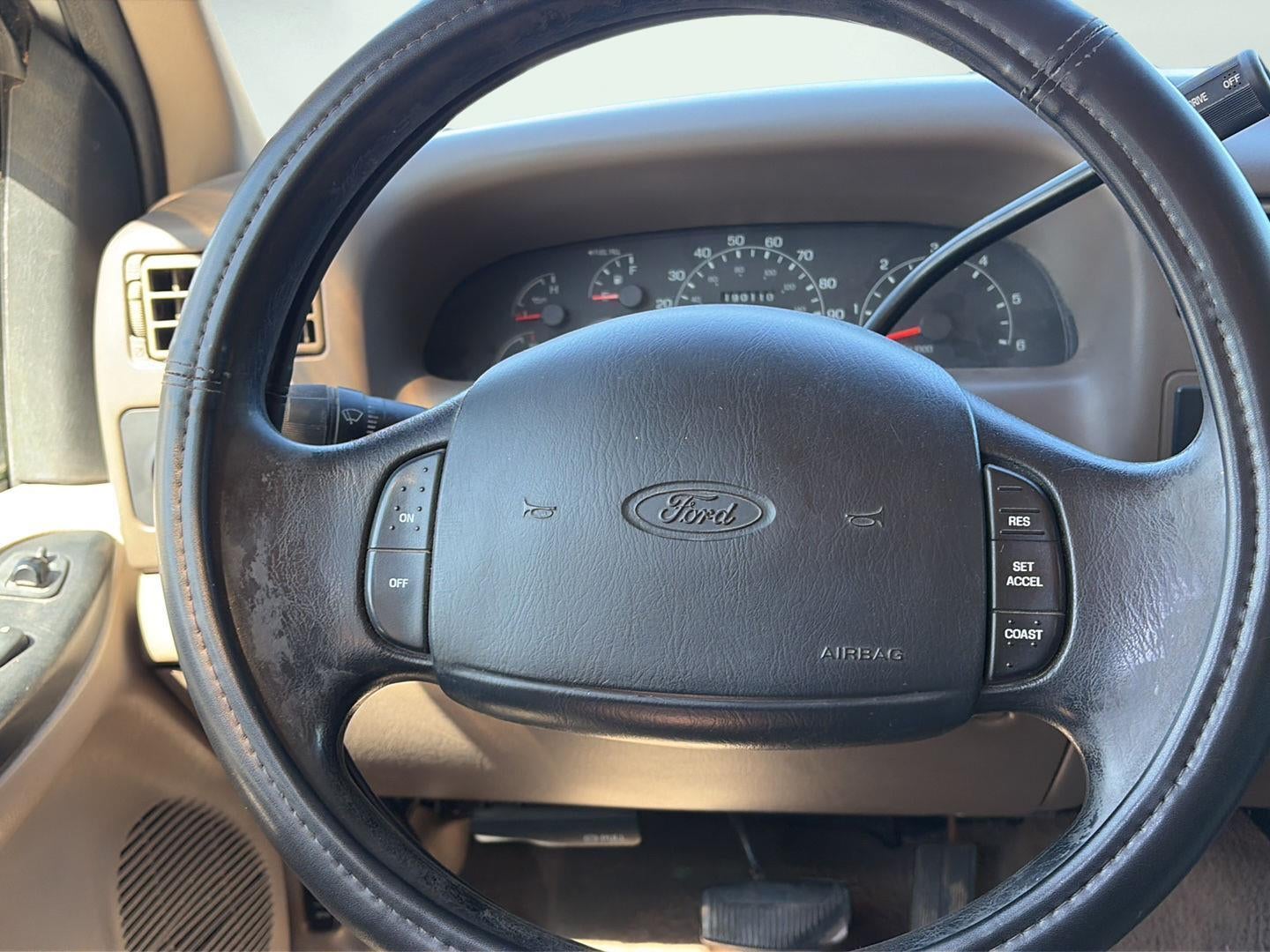 2000 Ford F-250 Lariat Crew Cab Long Bed 4WD