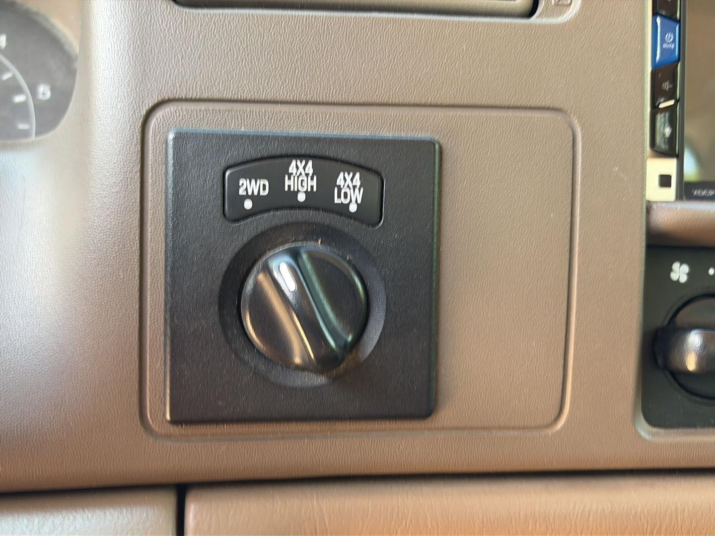 2000 Ford F-250 Lariat Crew Cab Long Bed 4WD