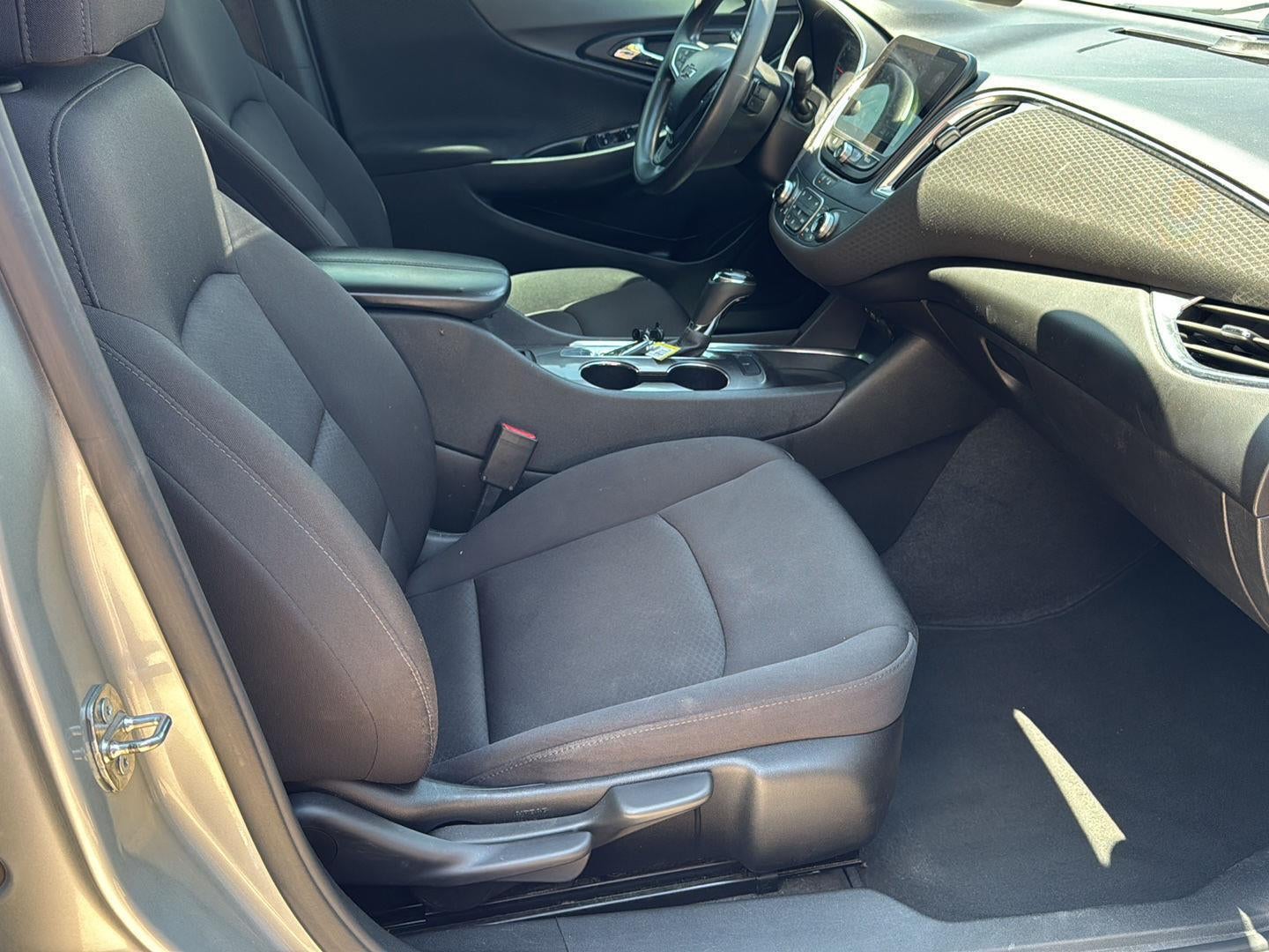 2020 Chevrolet Malibu FWD LT