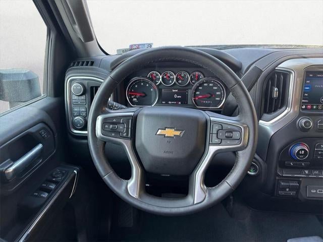 2022 Chevrolet Silverado 3500HD 4WD Crew Cab Standard Bed LT