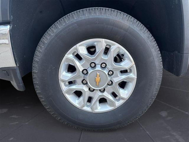 2022 Chevrolet Silverado 3500HD 4WD Crew Cab Standard Bed LT