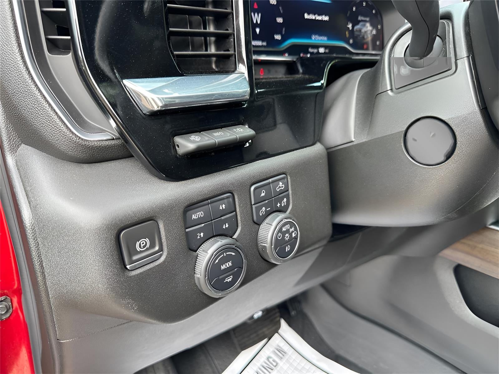 2024 Chevrolet Silverado 1500 4WD Crew Cab Short Bed High Country