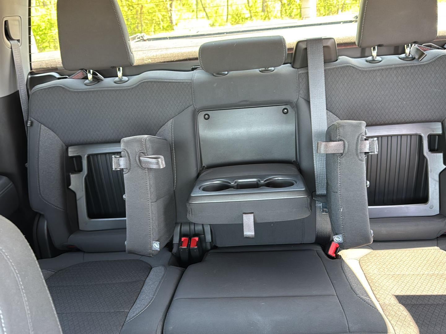 2020 Chevrolet Silverado 1500 4WD Crew Cab Short Bed RST