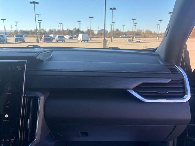 2024 GMC Acadia AWD Elevation