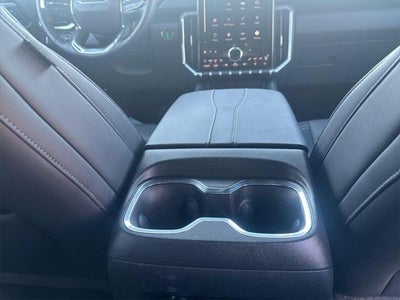 2024 GMC Acadia AWD Elevation