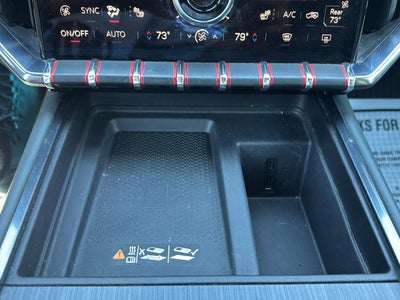 2024 GMC Acadia AWD AT4
