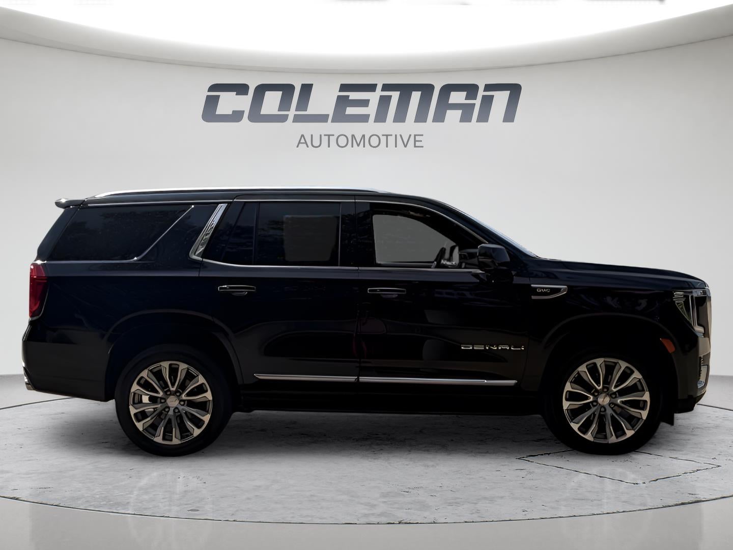 2021 GMC Yukon 4WD Denali