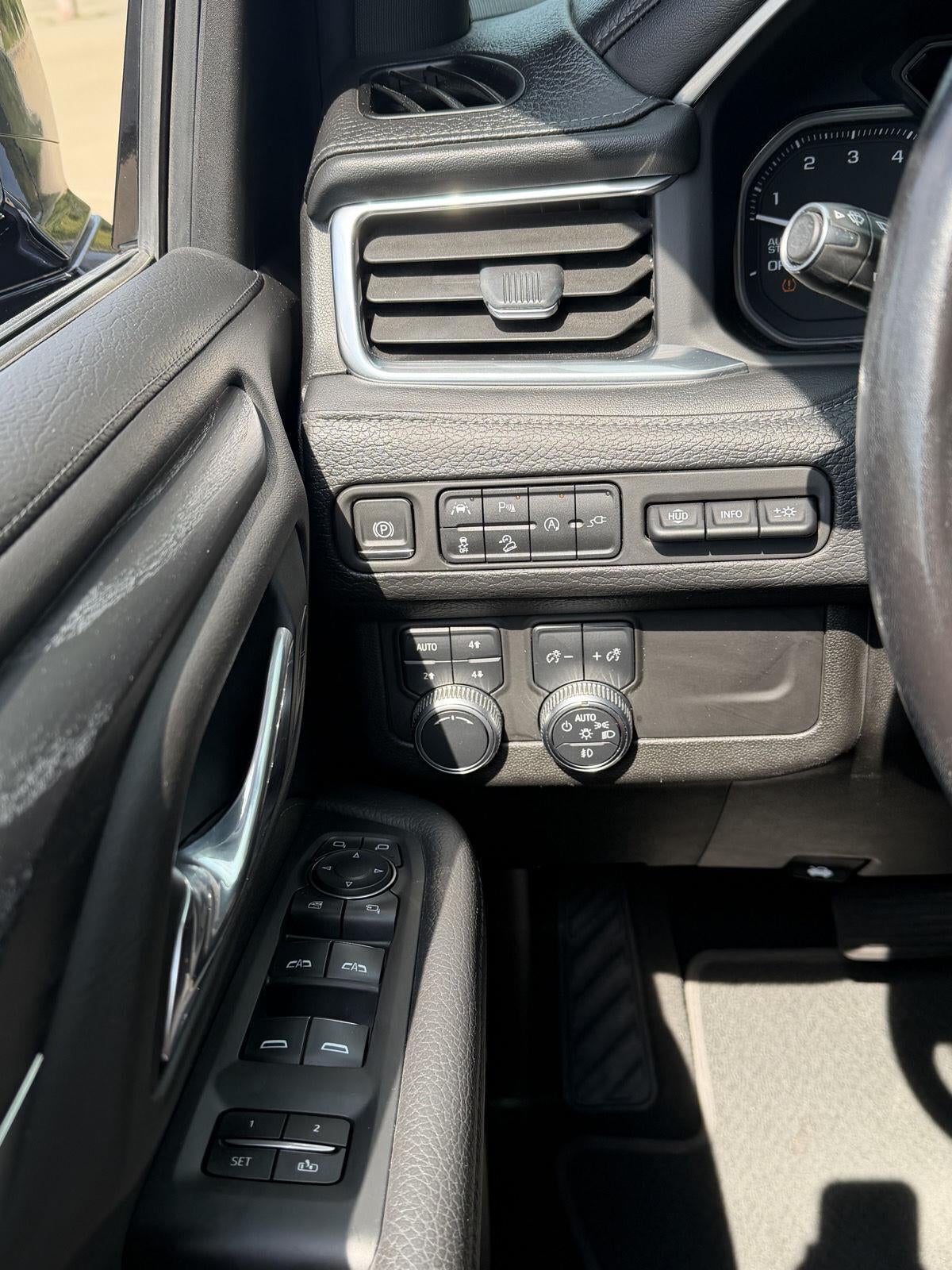 2021 GMC Yukon 4WD Denali