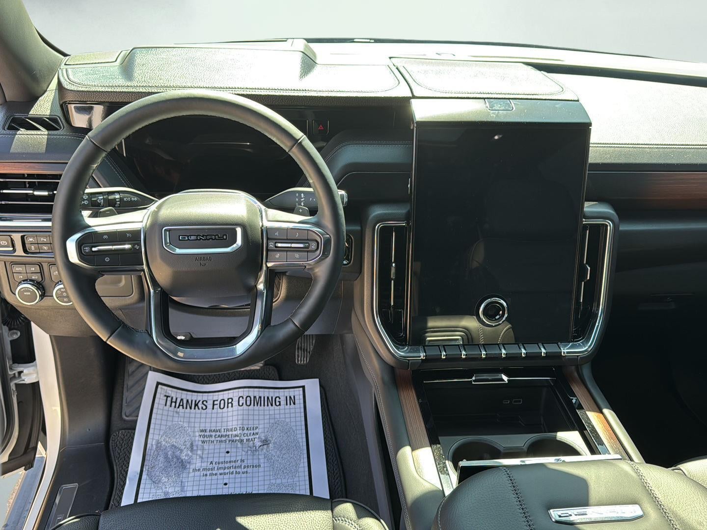 2025 GMC Yukon 4WD Denali