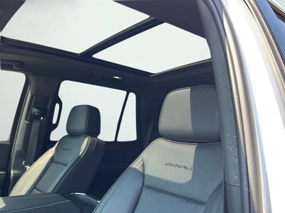 2025 GMC Yukon 4WD Denali