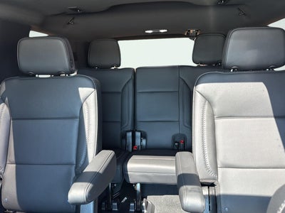 2025 GMC Yukon 4WD Denali