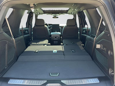 2025 GMC Yukon 4WD Denali