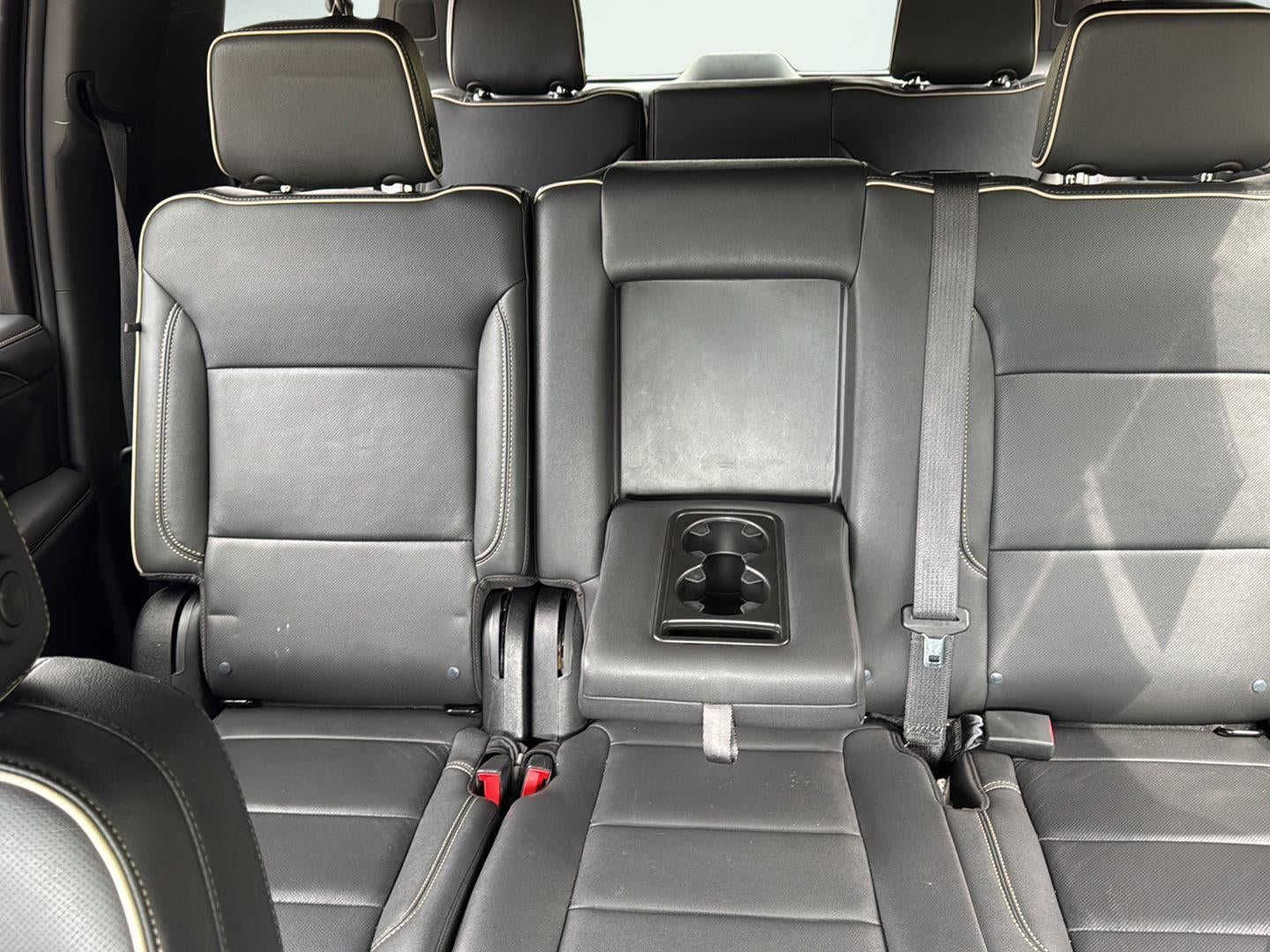 2024 GMC Yukon XL 4WD SLT