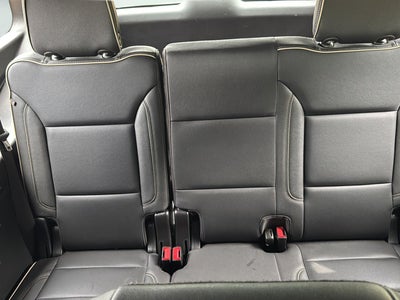 2024 GMC Yukon XL 4WD SLT