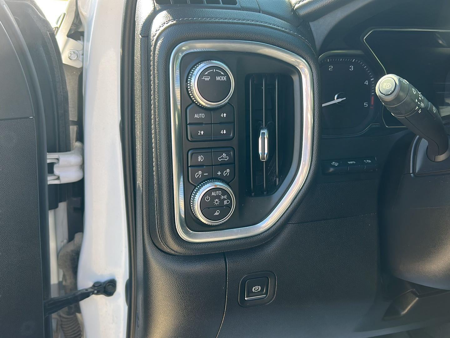 2022 GMC Sierra 2500HD 4WD Crew Cab Standard Bed Denali
