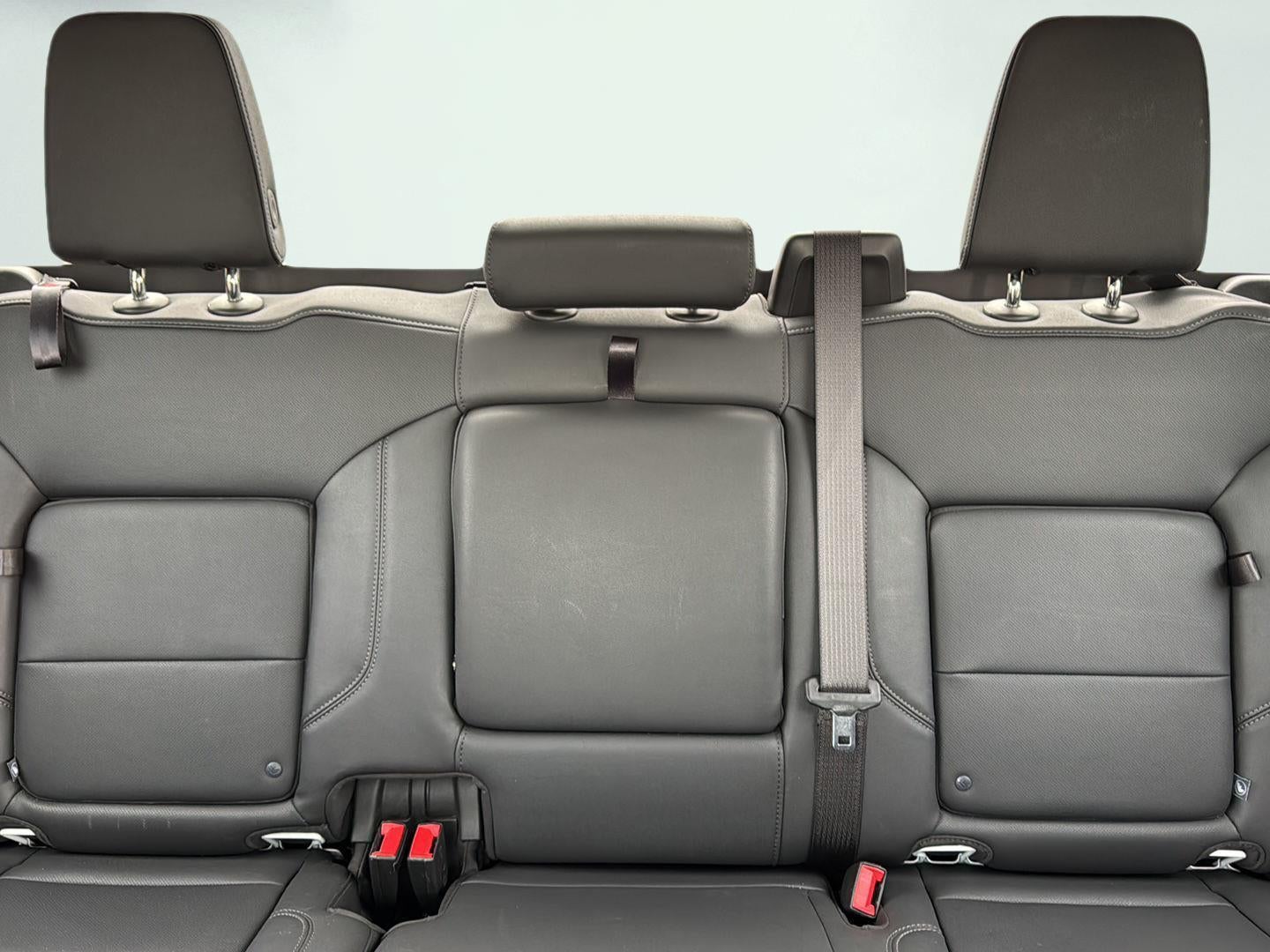 2025 GMC Sierra 1500 4WD Crew Cab Short Box SLT