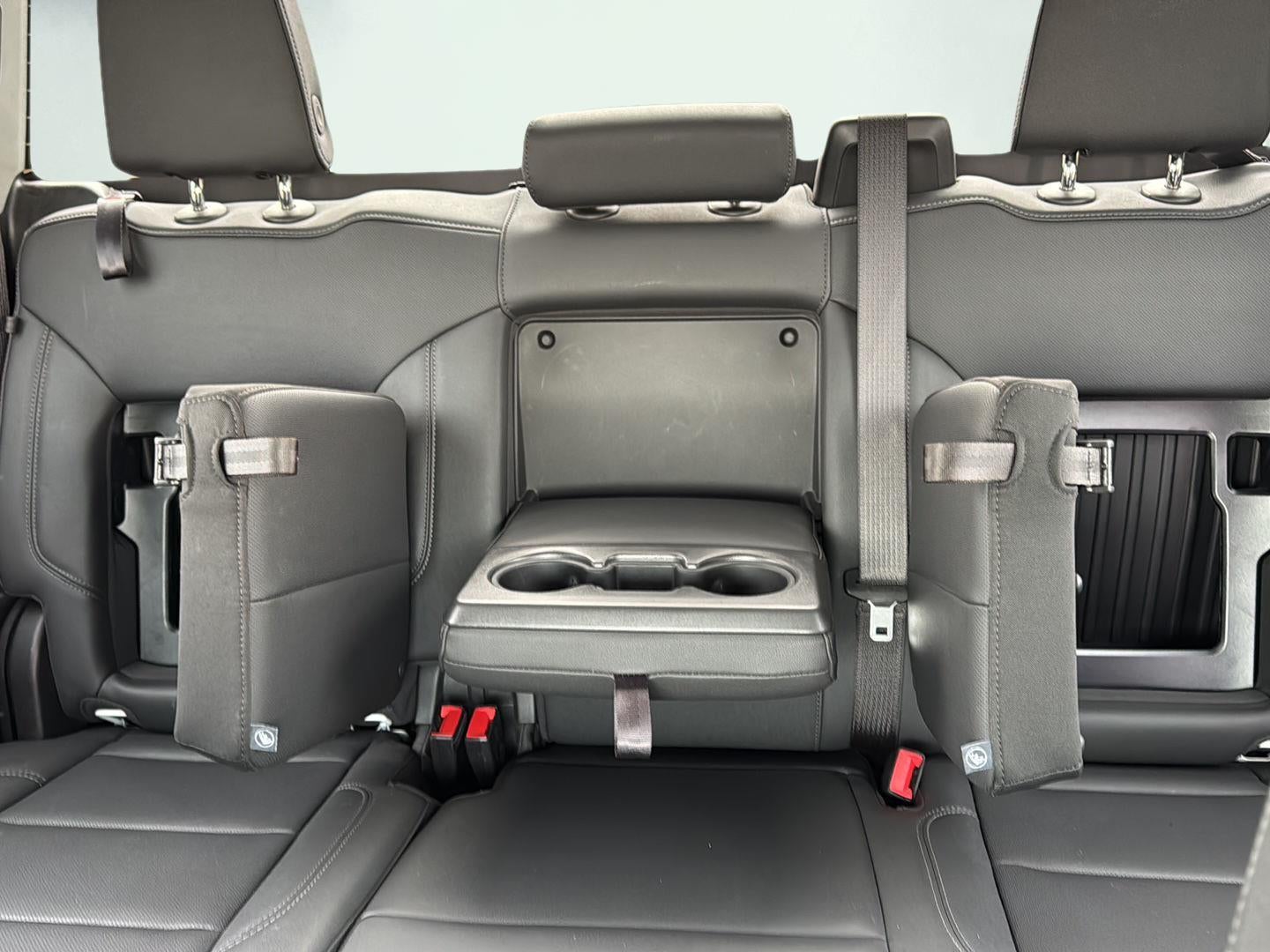 2025 GMC Sierra 1500 4WD Crew Cab Short Box SLT